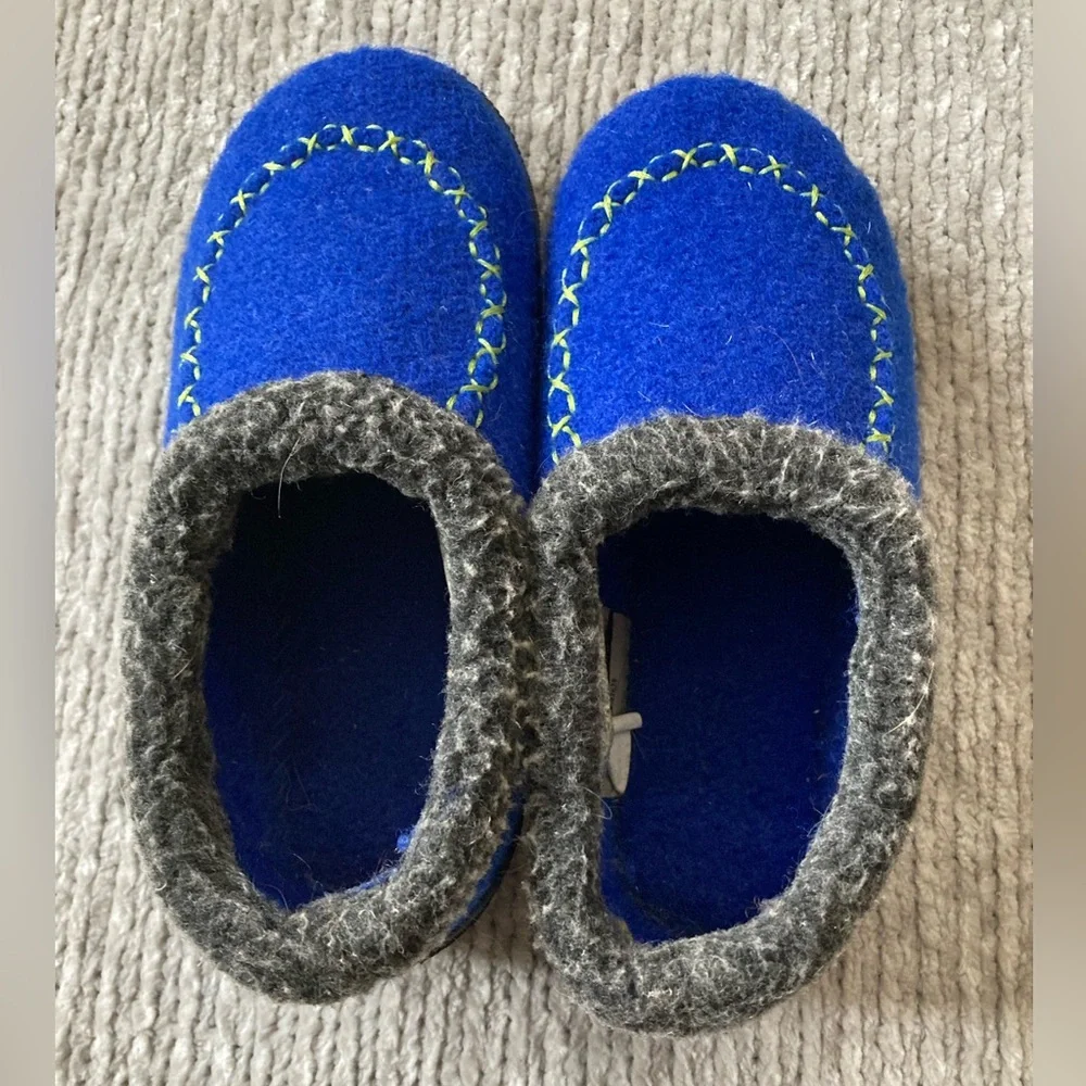 Kamik Kids Wool Slippers Size 12 Blue Gray Cabin Cozy Rubber Sole‎